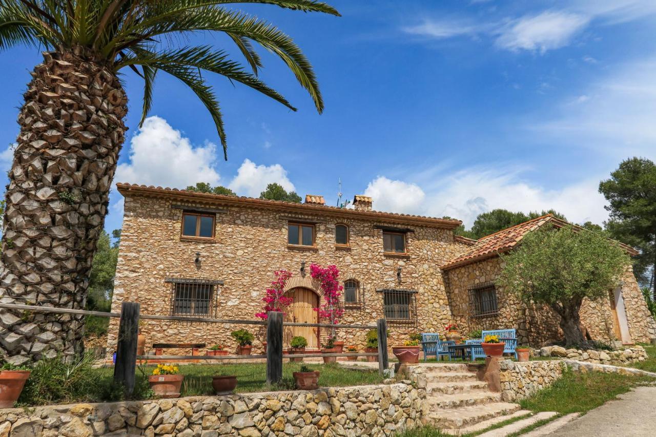 Masia Pou De La Vinya Sitges Bagian luar foto