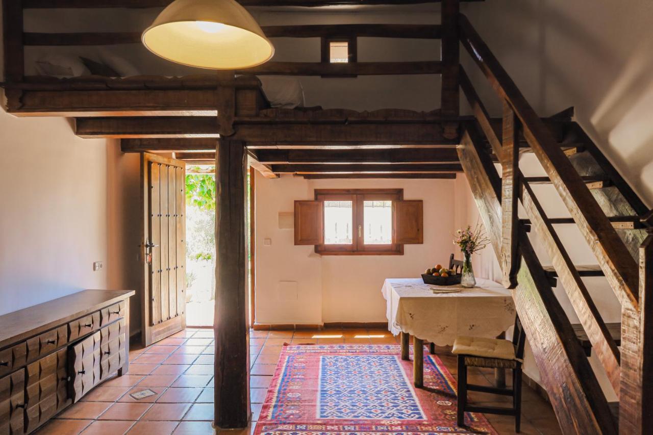 Masia Pou De La Vinya Sitges Bagian luar foto